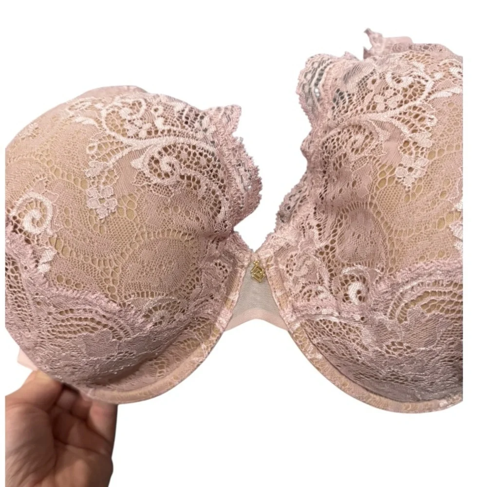 ThirdLove Lace Underwire Bra Removable Push-up inserts.